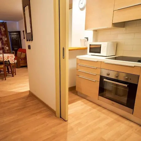 Bilocale B215 Con Nicchia Брей-Червінія